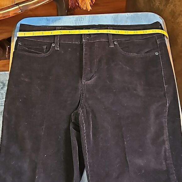 NYDJ Chocolate Micro Corduroy jeans size 8P - Picture 10 of 12